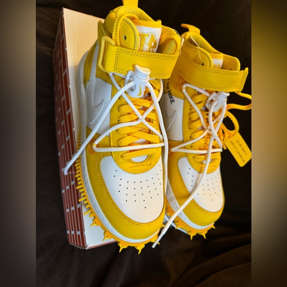 New Nike Air Force 1 Mid SP LTHR ‘Off-White /Varsity Maize’ Men’s Size 9 - Picture 6 of 16